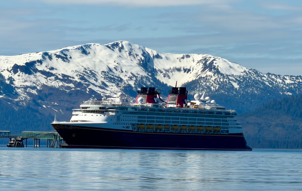 Cruise Ship